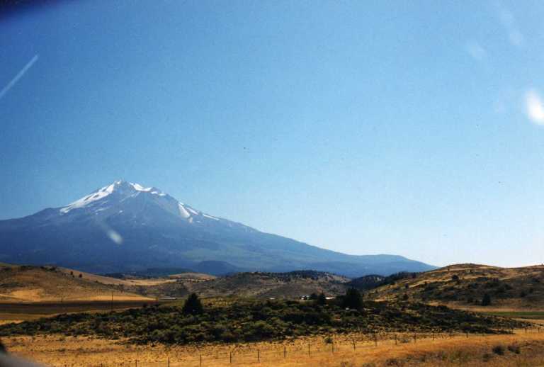 MoveEastSept1999CalifMtShasta477