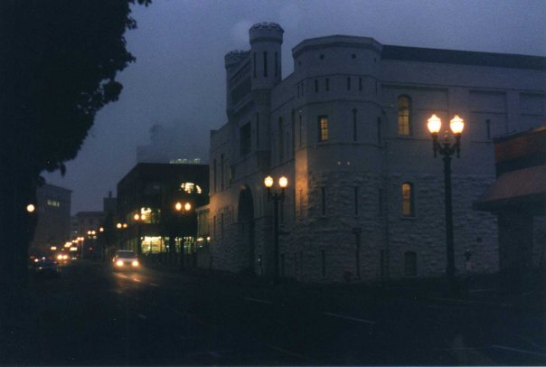 Oregon_Portland_PhotoBy_PSykes_Oct_1997_NW_10ST